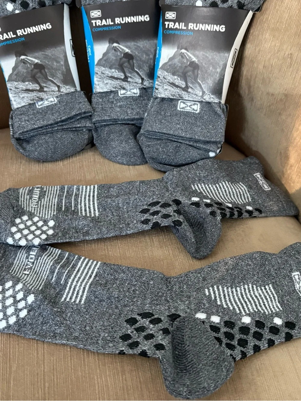Trail Running Compression Socks Evolution Large Outdoor Training NWT Bundle 4